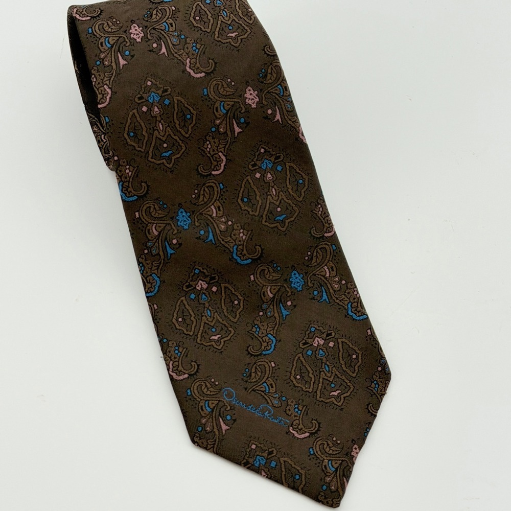 Oscar de la Renta Mens Silk Tie Brown Blue Pink Medallion Paisley Necktie
